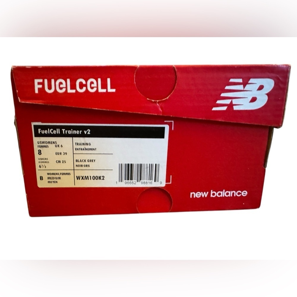 New Balance Women’s FuelCell Trainer in Black and White Sneakers Size 8 - Picture 7 of 7
